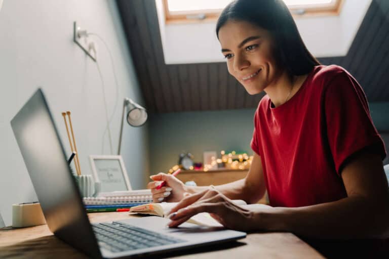 Discover the Timeless Charm of Minimalist Aesthetic | 2023